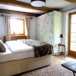 Belle Kitz By Belle *