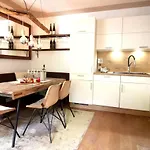 Belle Kitz By Belle *