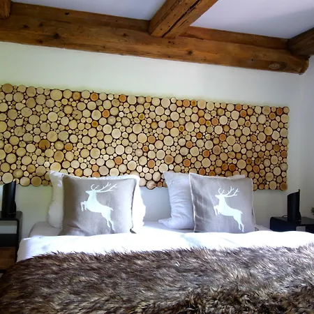 Belle Kitz By Belle Kitzbühel